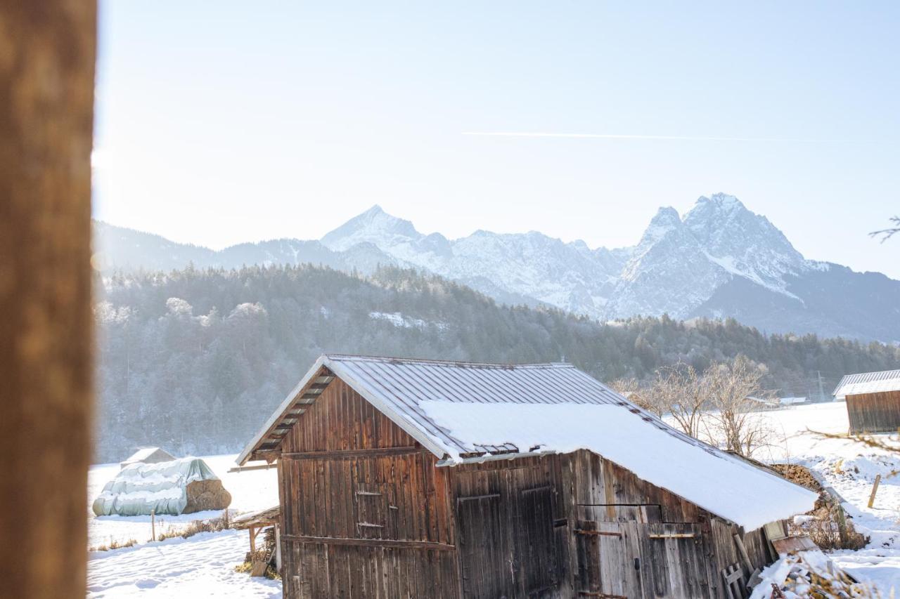 Appartement Kloana Waxlstoa à Garmisch-Partenkirchen Extérieur photo