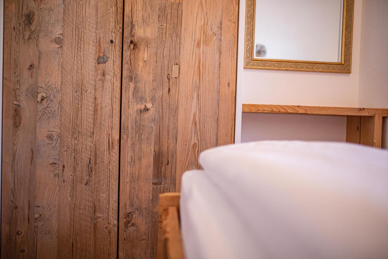 Appartement Kloana Waxlstoa à Garmisch-Partenkirchen Extérieur photo