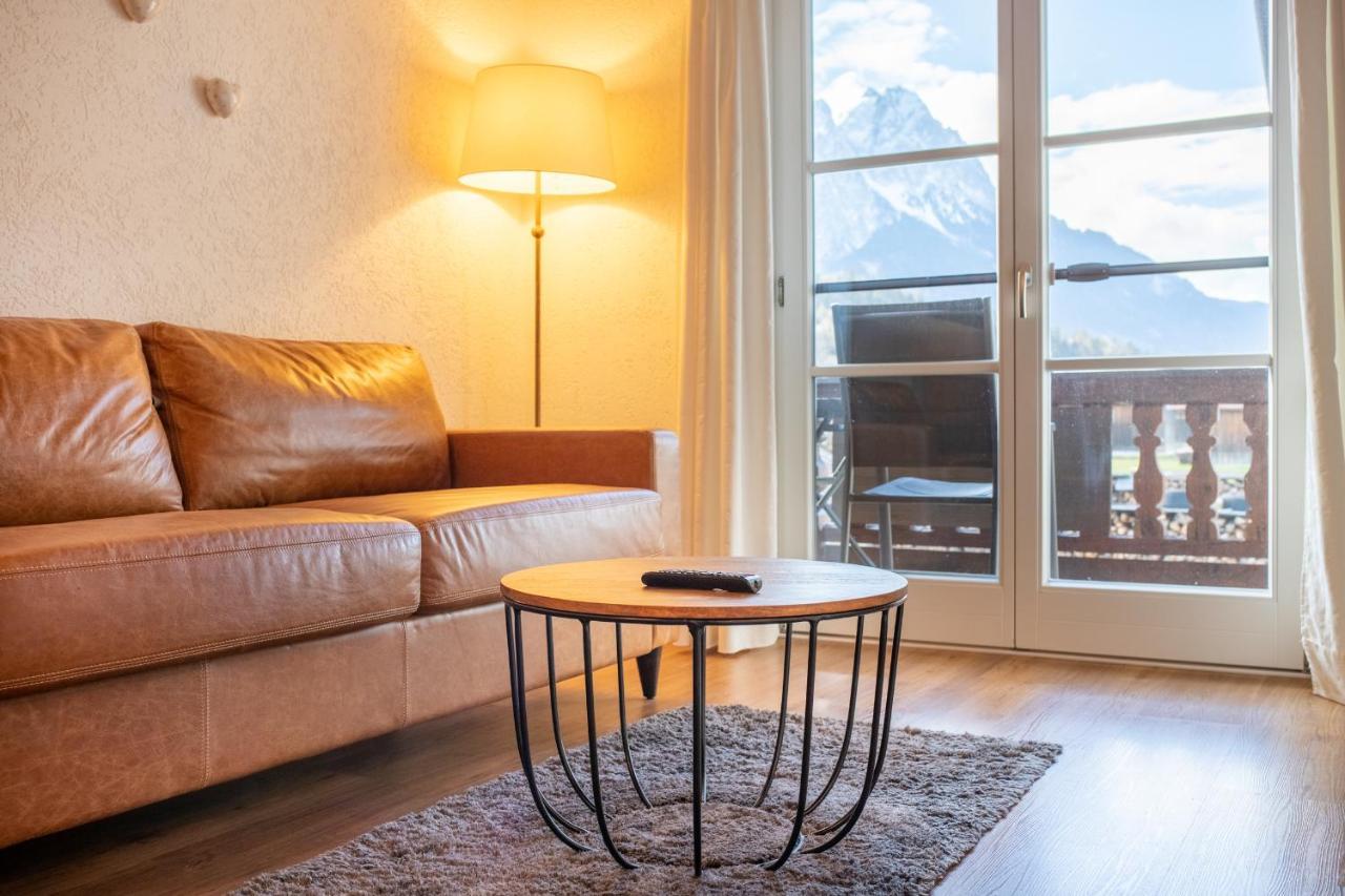 Appartement Kloana Waxlstoa à Garmisch-Partenkirchen Extérieur photo